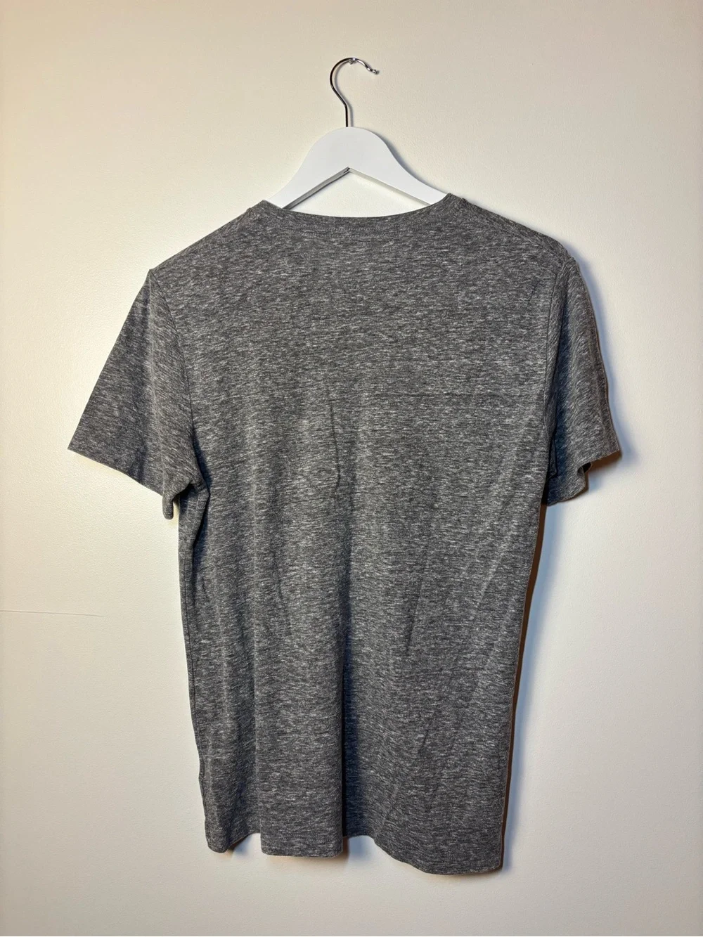 Old Navy Gray Short Sleeve Graphic Budweiser Tee with Red and Blue Print, size S - Picture 3 of 7